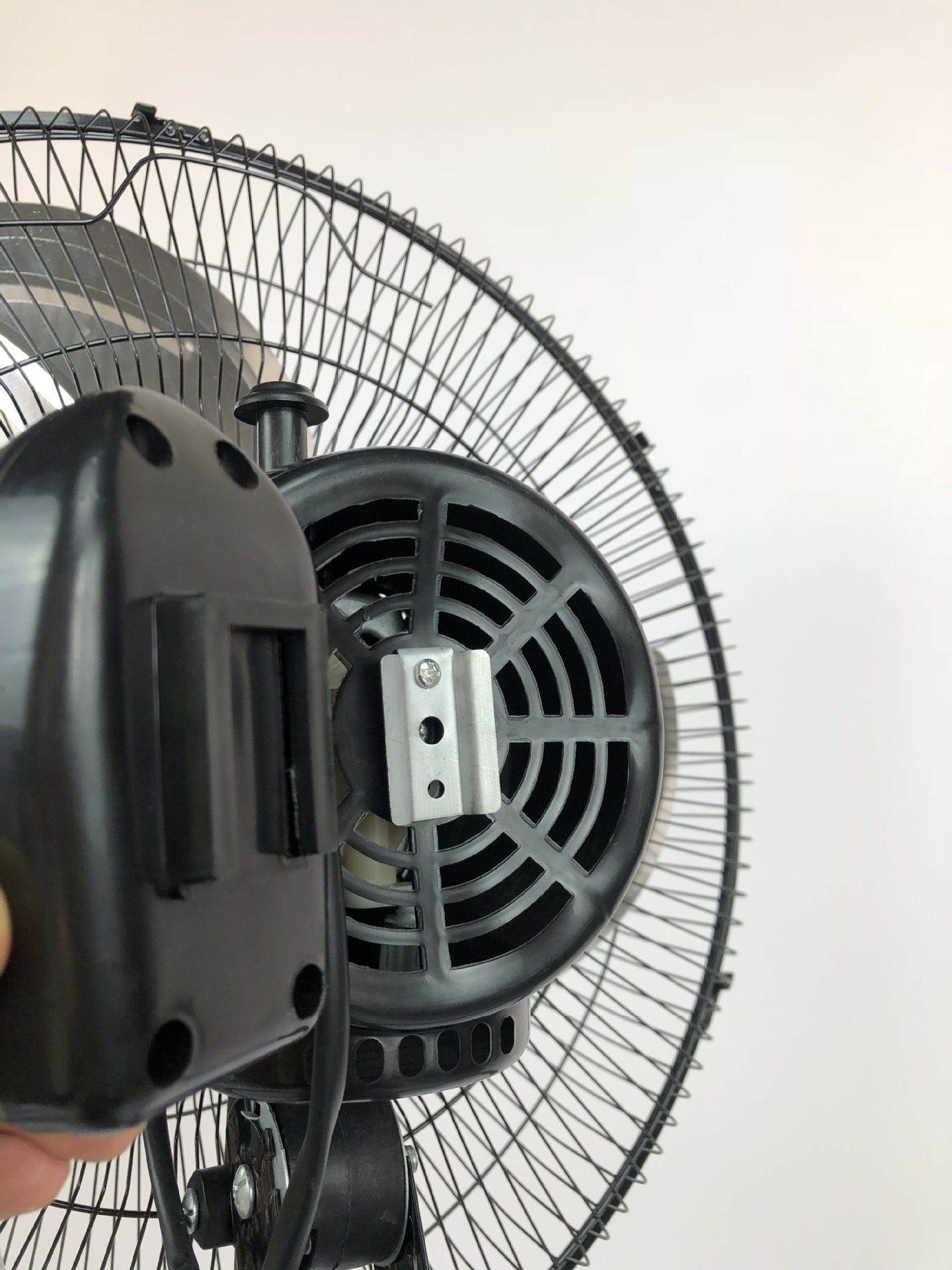 Floor fan, Wall-Mounted fan